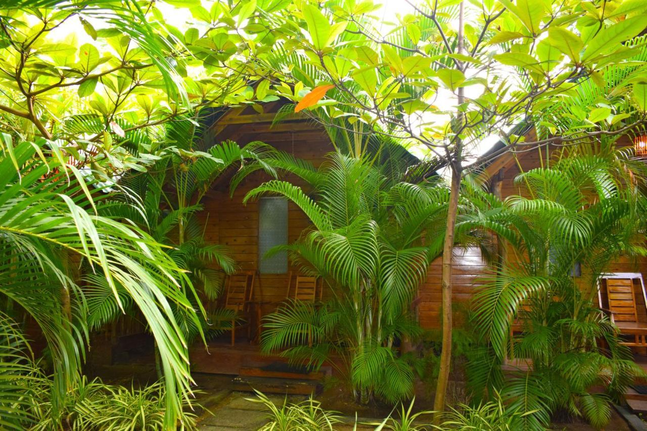 Sasvi Cabana Villa Trincomalee Esterno foto